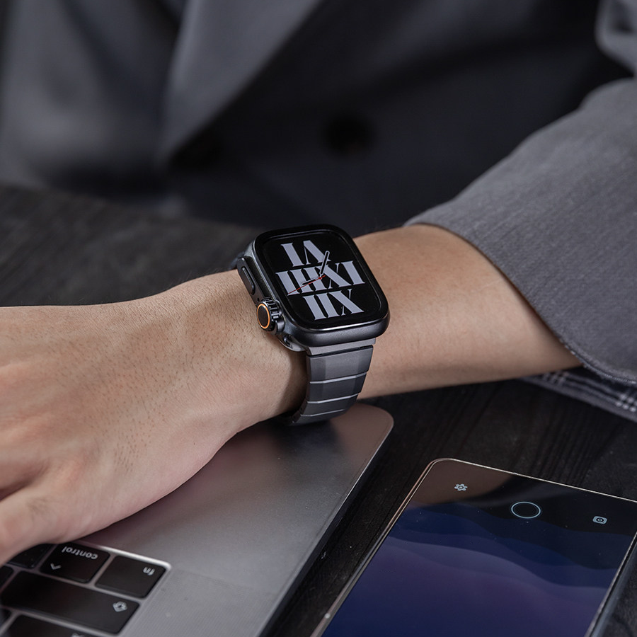 Quick-Release Stainless Steel Band for Apple Watch
